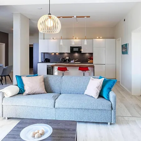 Moderne 5 Sterne Welleneck Im Malerischen Ostseebad