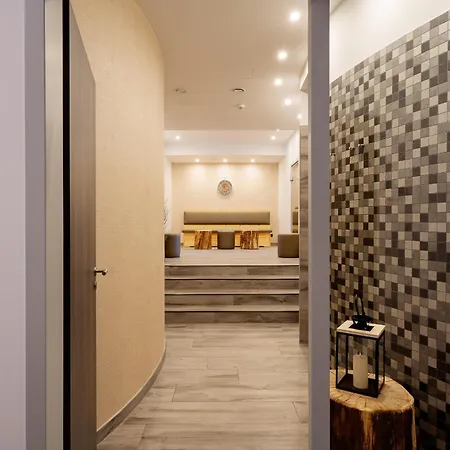 Moderne 5 Sterne Welleneck Im Malerischen Ostseebad